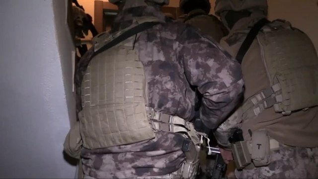 Mersin’de suç şebekesi çökertildi