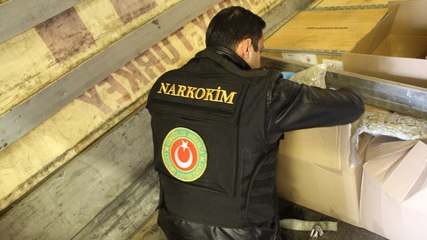 Geçen ay gümrüklerde 445 kg uyuşturucu yakalandı