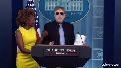 Mark Hamill da Biden: ho chiesto se potevo chiamarlo Joe-B-Wan Kenobi