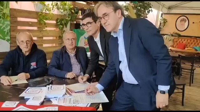 Bonelli e Fratoianni firmano i referendum Cgil sul Jobs act