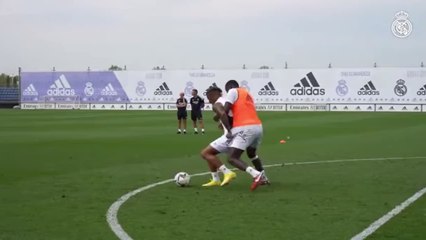 Mariano vs Rüdiger: el vídeo que ha arrasado esta semana entre el madridismo con su nuevo ídolo