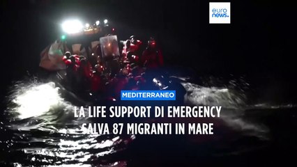 Mediterraneo, la nave di Emergency salva 87 migranti alle deriva