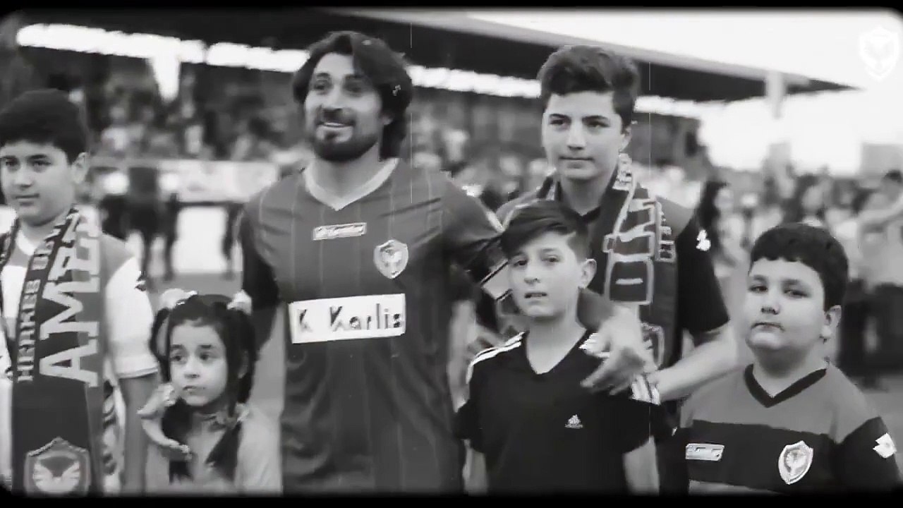 İşte #Amedspor'un merhum kaptanı Şehmuz Özer’in sanal gerçeklik videosu.