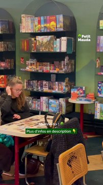 Plongez dans l'effervescence créative du Ground Control à Paris, un lieu vibrant où la culture, la gastronomie et la convivialité se rencontrent ! Situé dans un espace industriel rénové, le Ground Control offre une expérience unique avec ses food tr