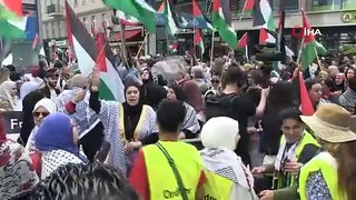 Berlin’de yaklaşık 2 bin kişiden Filistin'e destek yürüyüşü