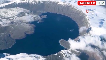 Nemrut'ta Mayıs Ayında Bile 5 Metreyi Bulan Kar Tünelleri