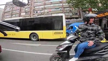 İstanbul’da trafikte kahkahaya boğan kaza!