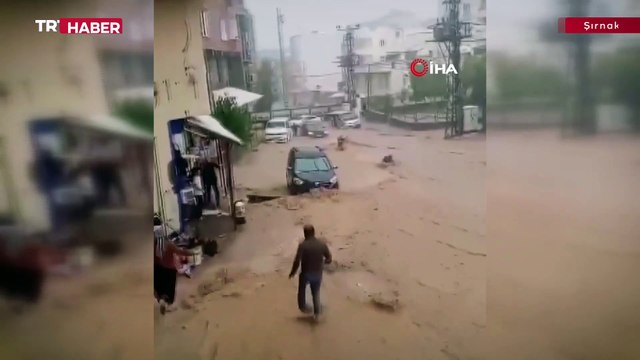 Sele kapılan kadın ile çocuk böyle kurtarıldı