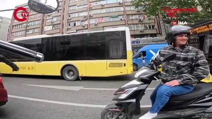 Trafikte kahkahaya boğan kaza