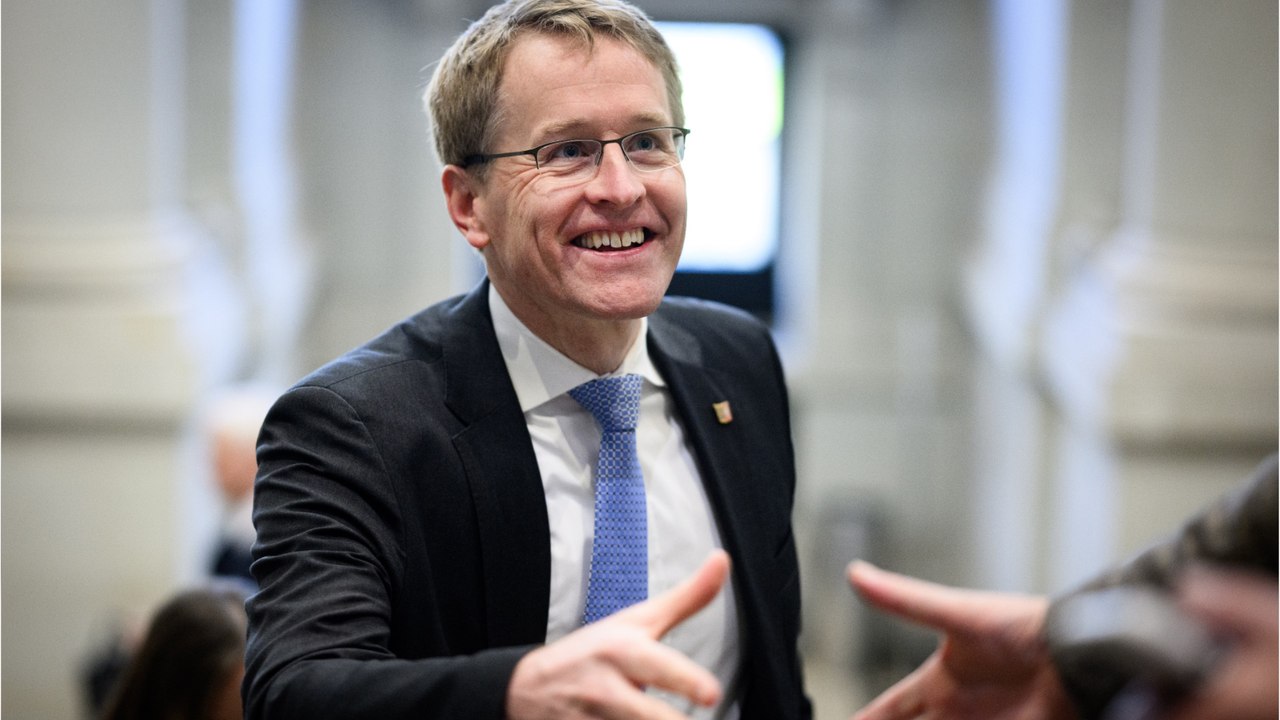 CDU-Ministerpräsident Günther über Linke und AfD: Die Parteien seien "nicht gleichzusetzen"