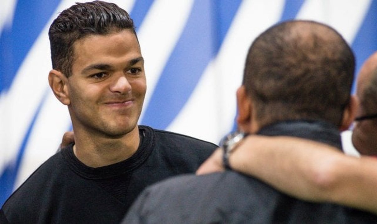 La Coupe du Monde des Rois : AmineMaTue a pris contact avec Hatem Ben Arfa