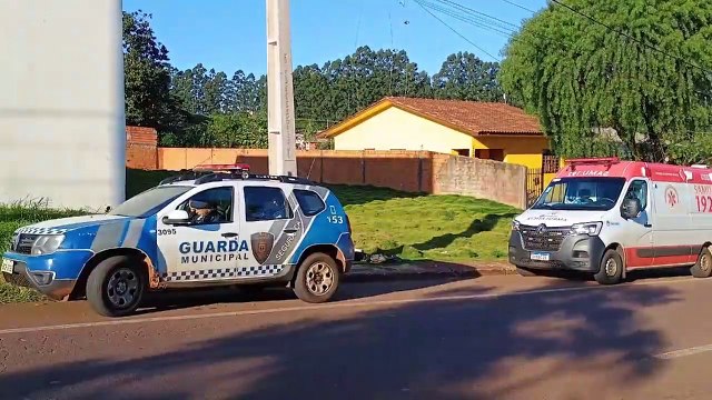 Mulher em surto mobiliza equipes do Samu e da Guarda Municipal na Rua Olindo Periolo