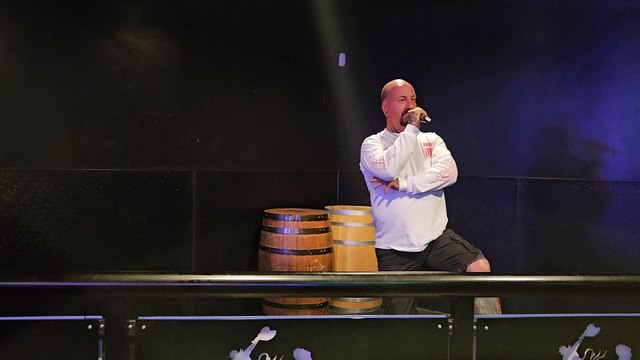 KISS - ALL HELL'S BREAKING LOOSE (PERFORMED AT THE WESTERNER)