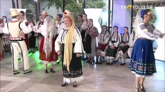 Geta Postolache - Viata este asa de scurta (Tezaur folcloric - TVR Folclor - 05.05.2024)