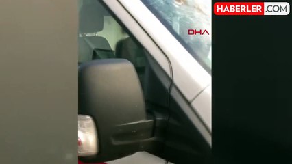 Adana'da Ambulansa Saldırı: Hamile Sağlık Çalışanı Yaralandı
