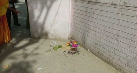 बहरोड़ जिला अस्पताल के गेट पर तांत्रिक क्रिया, देखें वीडियो