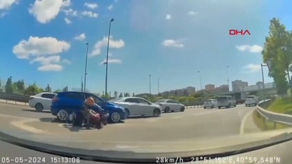 Bahçelievler D-100 Karayolunda otomobil motosiklete çarptı