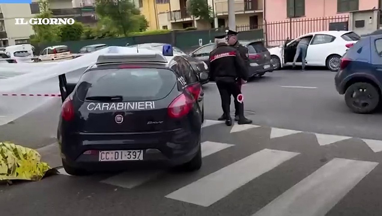 Omicidio a Pavia, uomo ucciso in casa e abbandonato in strada