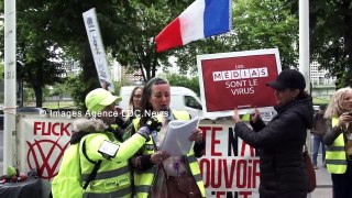Vîgî Médias devant la Maison de la Radio. Paris/France - 04 Mai 2024