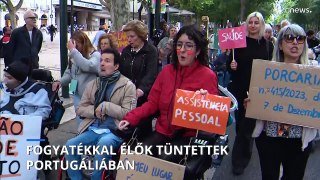 Fogyatékkal élők tüntettek Portugáliában