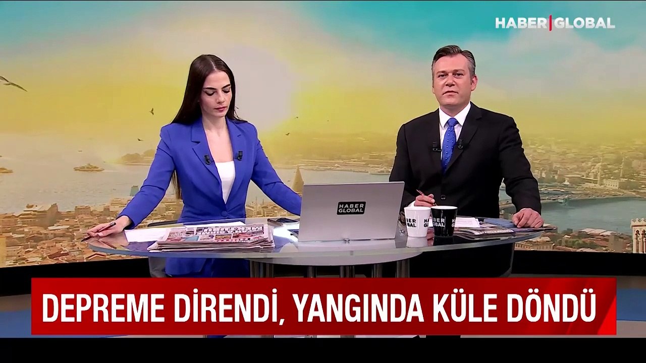 200 yıllık tarihi bina depreme direnebilmişti, yangında küle döndü