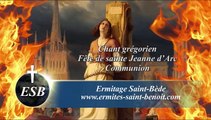 Communion Si ambulavero de la fête de sainte Jeanne d’Arc  - Ermitage Saint-Bède - Jean-Claude Guerguy pour Ciné Art Loisir.