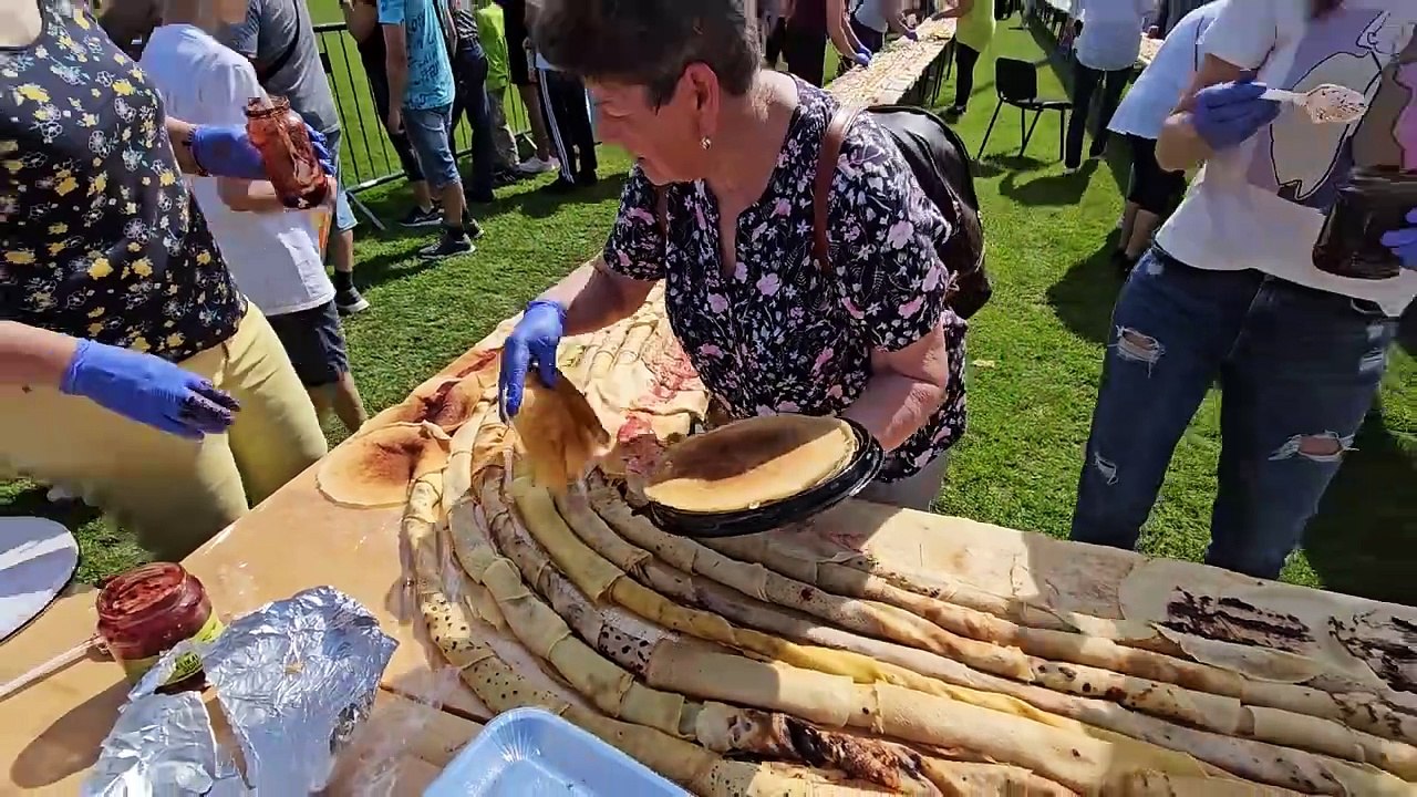 Rekord! 740 meter palatschinken in nyúl
