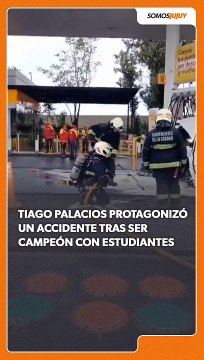 Tras salir campeón con Estudiantes, el futbolista Tiago Palacios chocó contra una estación de servicio