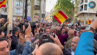 Ayuso se da un baño de masas en Barcelona: «Hay que revertir el negocio corrupto del independentismo»