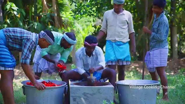 CRABS in HOT OIL Crabs Fry Malaysian Chilli Crab Recipe Cooking In Indian Village Seafood