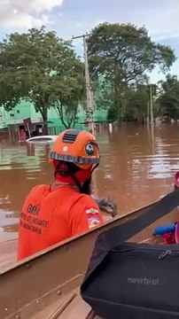 Grupo com voluntários de Joinville atua no RS para salvar vidas: Cenário de caos total