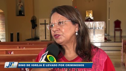 Sino de igreja é levado por criminosos