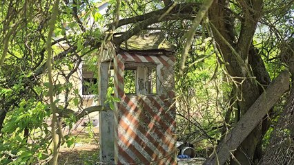 Tajemnicza Opuszczona Baza Wojskowa pod Głogowem 🏚️ - thumbnail