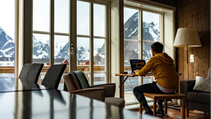 Télétravail : comment certains managers surveillent les salariés