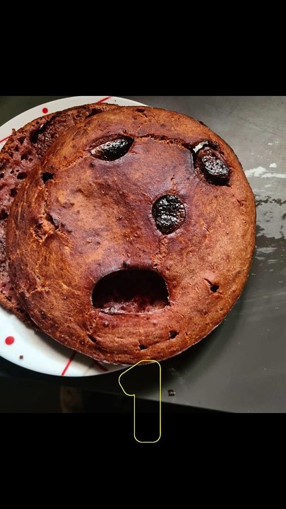 Faces Appeared on Eating Items #pareidolia #food #eating