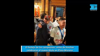 El festejo de los campeones: miles de hinchas celebraron el nuevo título en Plaza Moreno