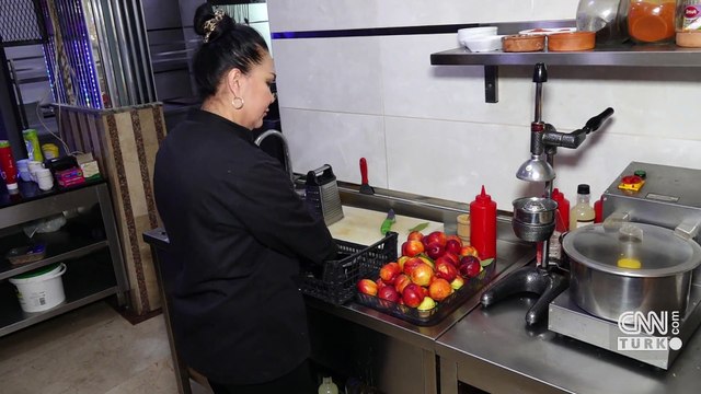 Saldırıya uğrayan kadın o anları CNN TÜRK'e anlattı: O AN ÖLDÜRÜLEBİLİRDİM!