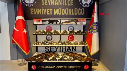 Descargar video: Adana’da 61 ruhsatsız silah ele geçirildi; 14 tutuklama