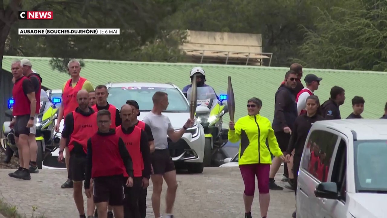 JO Paris 2024 : à Aubagne, des exercices pour assurer la sécurité de la flamme olympique
