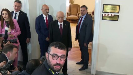 Özel ile Bahçeli görüşmesi başladı