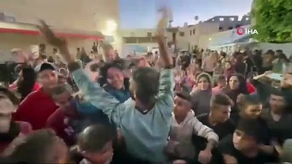 Hamas’ın ateşkesi kabul etmesi Gazze’de sevinçle karşılandı 