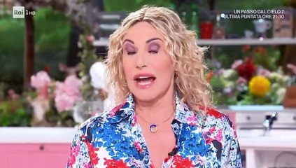 Download Video: Benedetta Rossi sotto attacco degli haters, la difende anche Antonella Clerici: “La cucina deve essere pop, non snob. Non se ne può più”