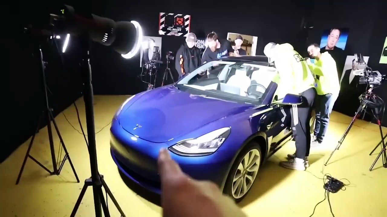 Last To Leave The Tesla, Keeps It