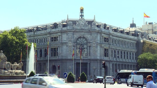 De Cos anuncia que el Banco de España revisará al alza sus previsiones de PIB en 2024