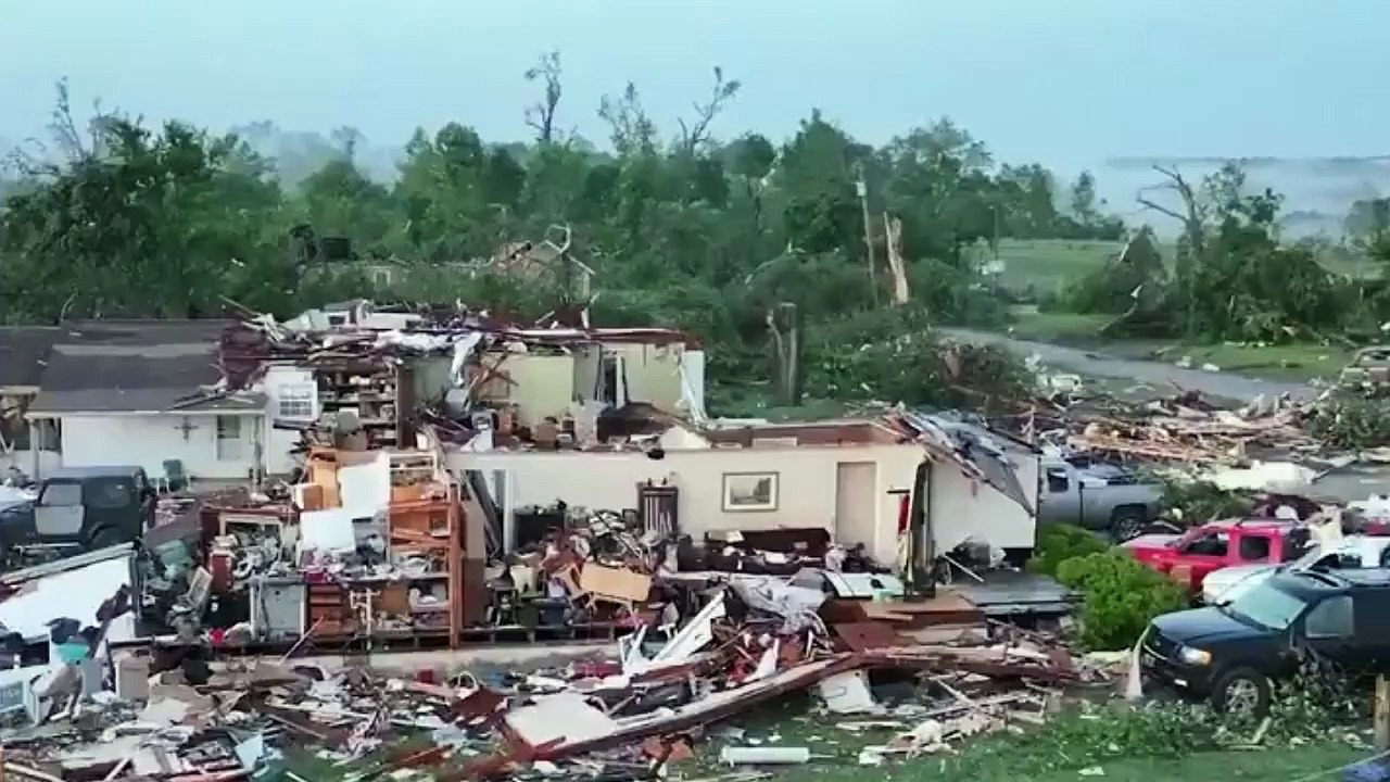 Un muerto tras tornado en Oklahoma