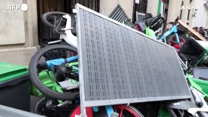 Parigi, gli studenti pro-Palestina bloccano nuovamente Sciences Po