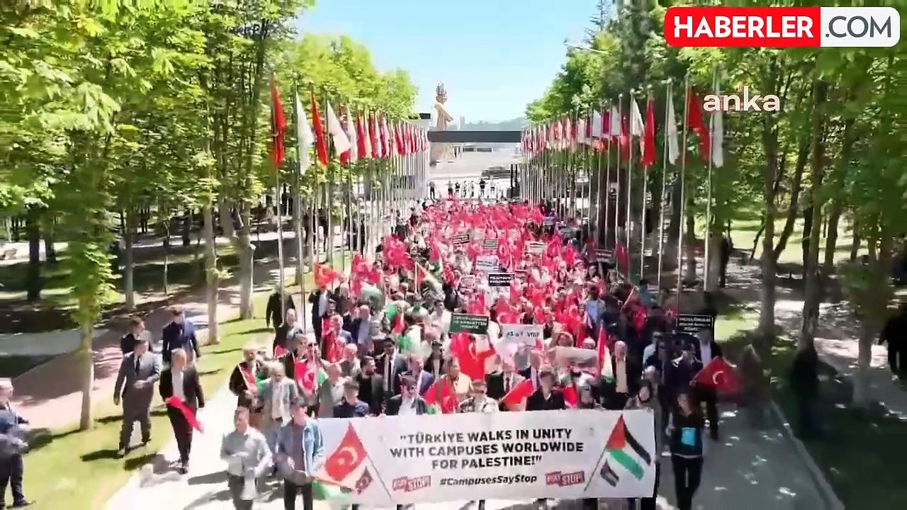 Bilecik Şeyh Edebali Üniversitesi'nde Filistin ve Doğu Türkistan'a destek yürüyüşü düzenlendi