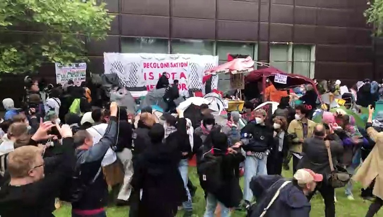 Polizei räumt propalästinensisches Protestcamp an Berliner Uni