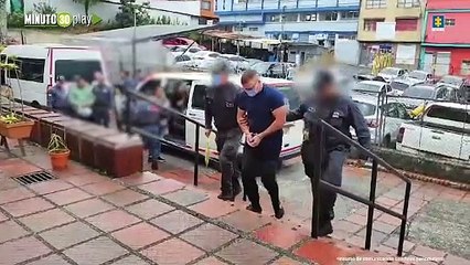 Скачать видео: Seis policías judicializados señalados de torturar y asesinar a un extranjero en Caldas