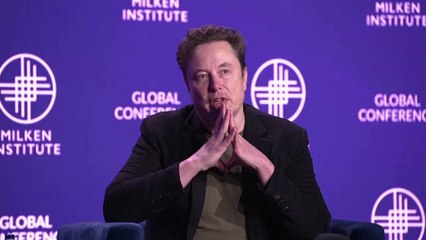 일론 머스크, AI 발전으로 인간 생물학적 지능이 1% 미만으로 감소 전망 🚀